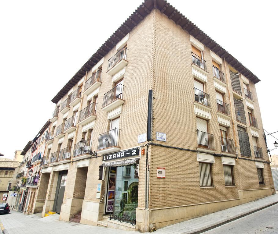Hostal Lizana 2 Huesca Eksteriør bilde