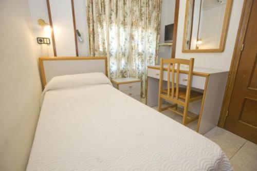 Hostal Lizana 2 Huesca Rom bilde
